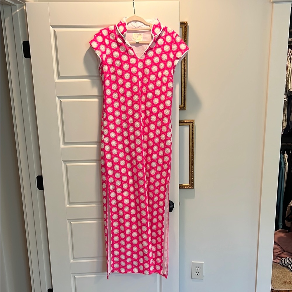Sail to Sable pink and white maxi dress. Small.